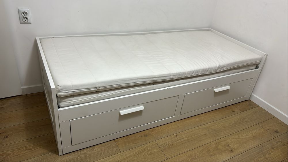 Кровать, Стеллаж белый икеа Ikea