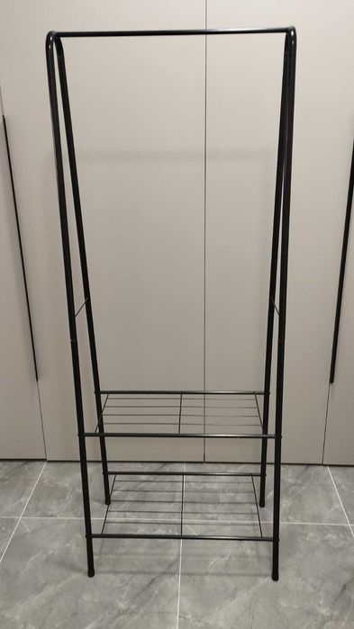 Вешалка металлическая напольная для одежды