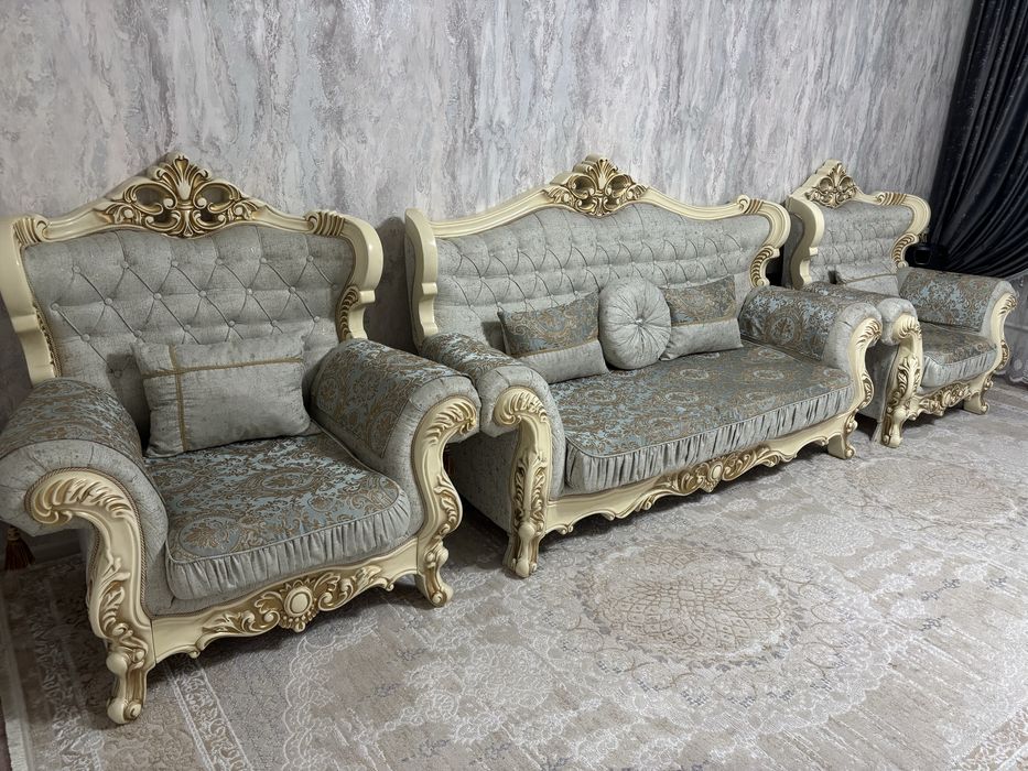 Продам Диван новый