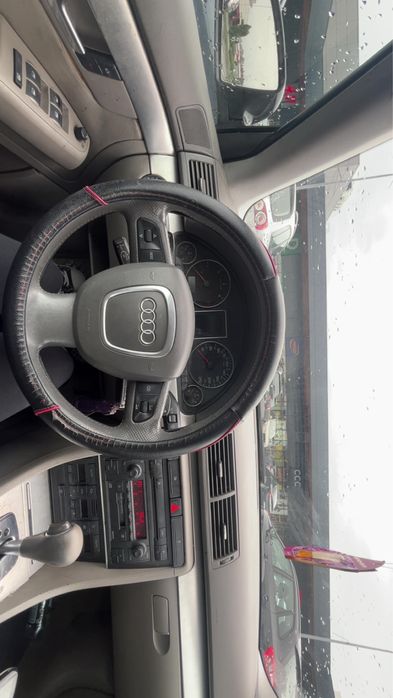 Vând Audi A4b7 - automat