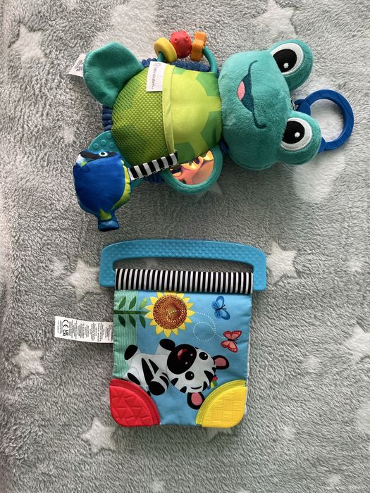 Baby Einstein бебешка играчка за количка и шумоляща книжка