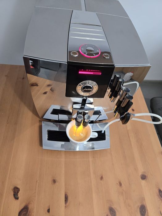 Vand jura J9 impecabil