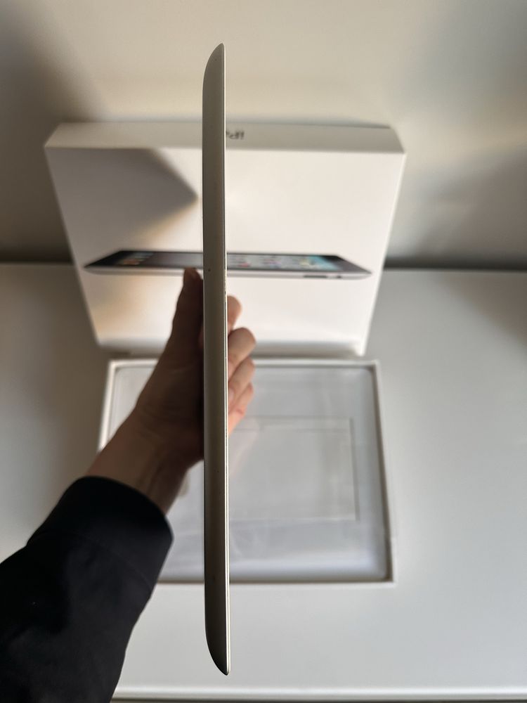 Отлично запазен iPad 2 (2011)