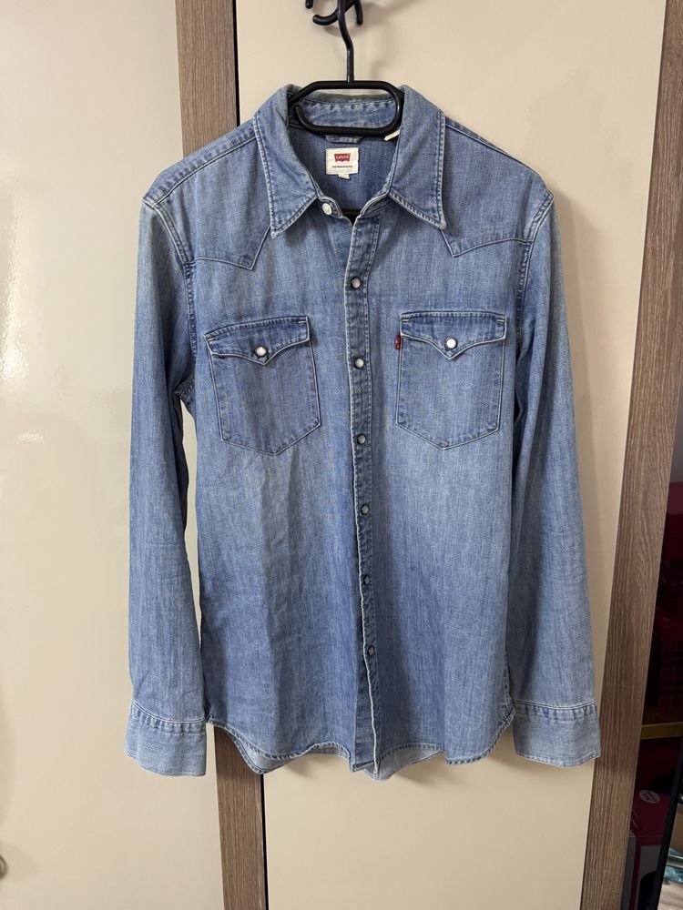 camasa Levi’s.
