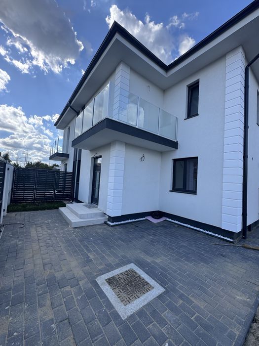 Vand casa tip duplex Micro 17