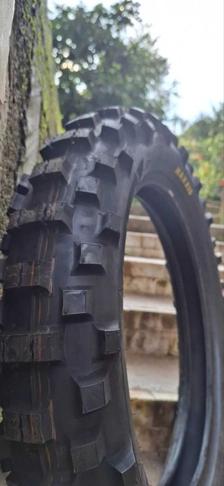 Чиста нови гуми MAXXIS