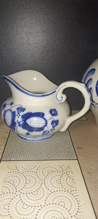 Продаю посуду Гжель