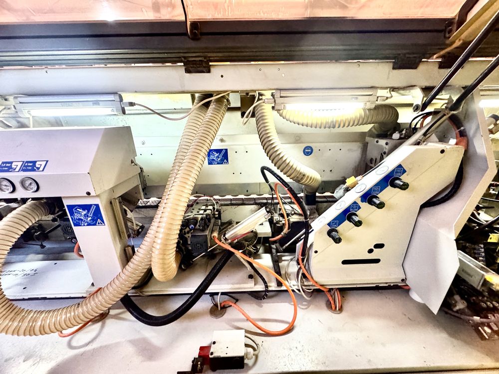Masina de cantuit  lemn, mdf si pal biesse akron 435