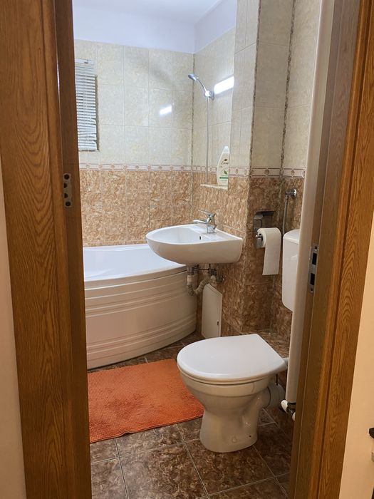 Inchiriez apartament 4 camere Aviatiei