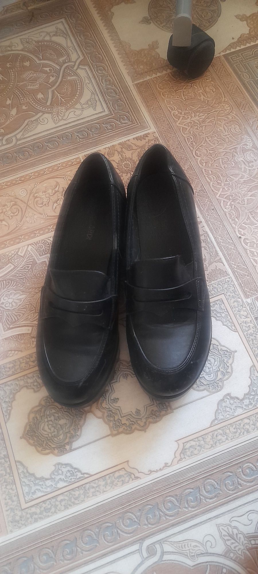 Продам туфли _лоферы