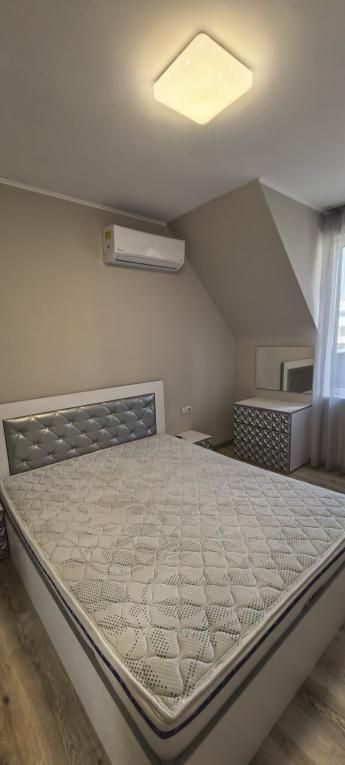 Тристаен апартамент под наем в кв. Каменица 2