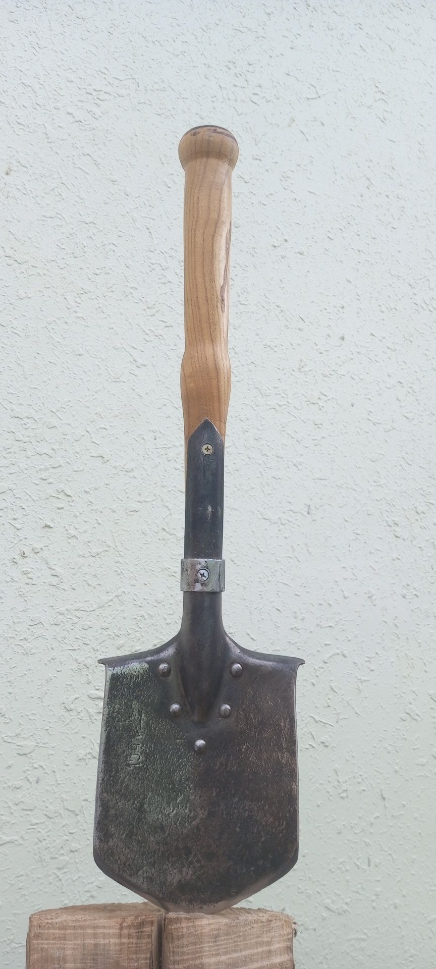 Продаться сапëрная лопата.