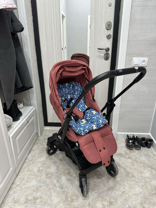 Коляска прогулочная