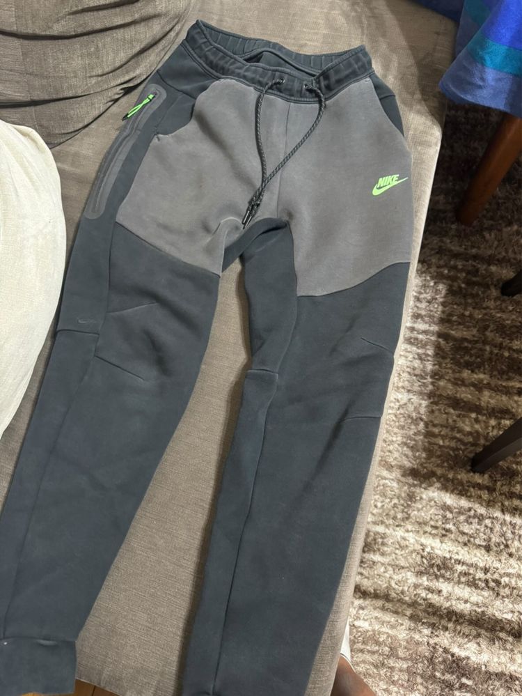 Nike tech fleece