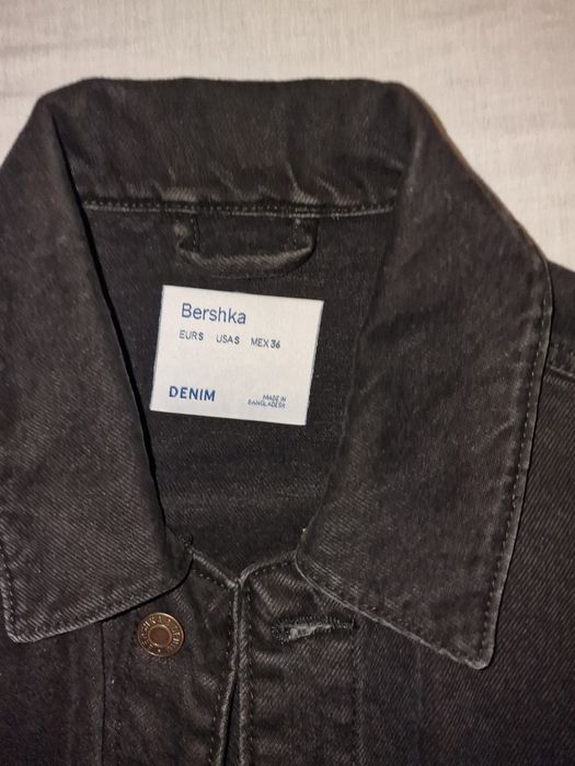 Geaca Denim Bershka Marime S