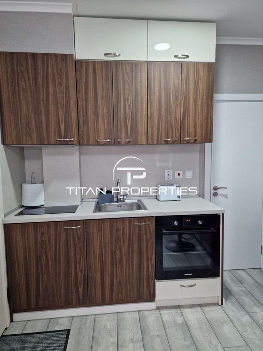 Дава се под наем Двустаен апартамент в Варна, Център - 60 кв.м за 600 € - Снимка #1