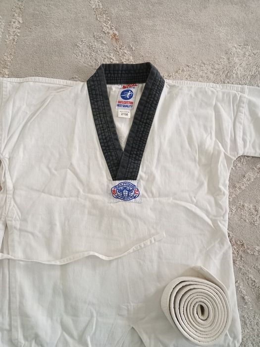 Продам  верх тайквандо