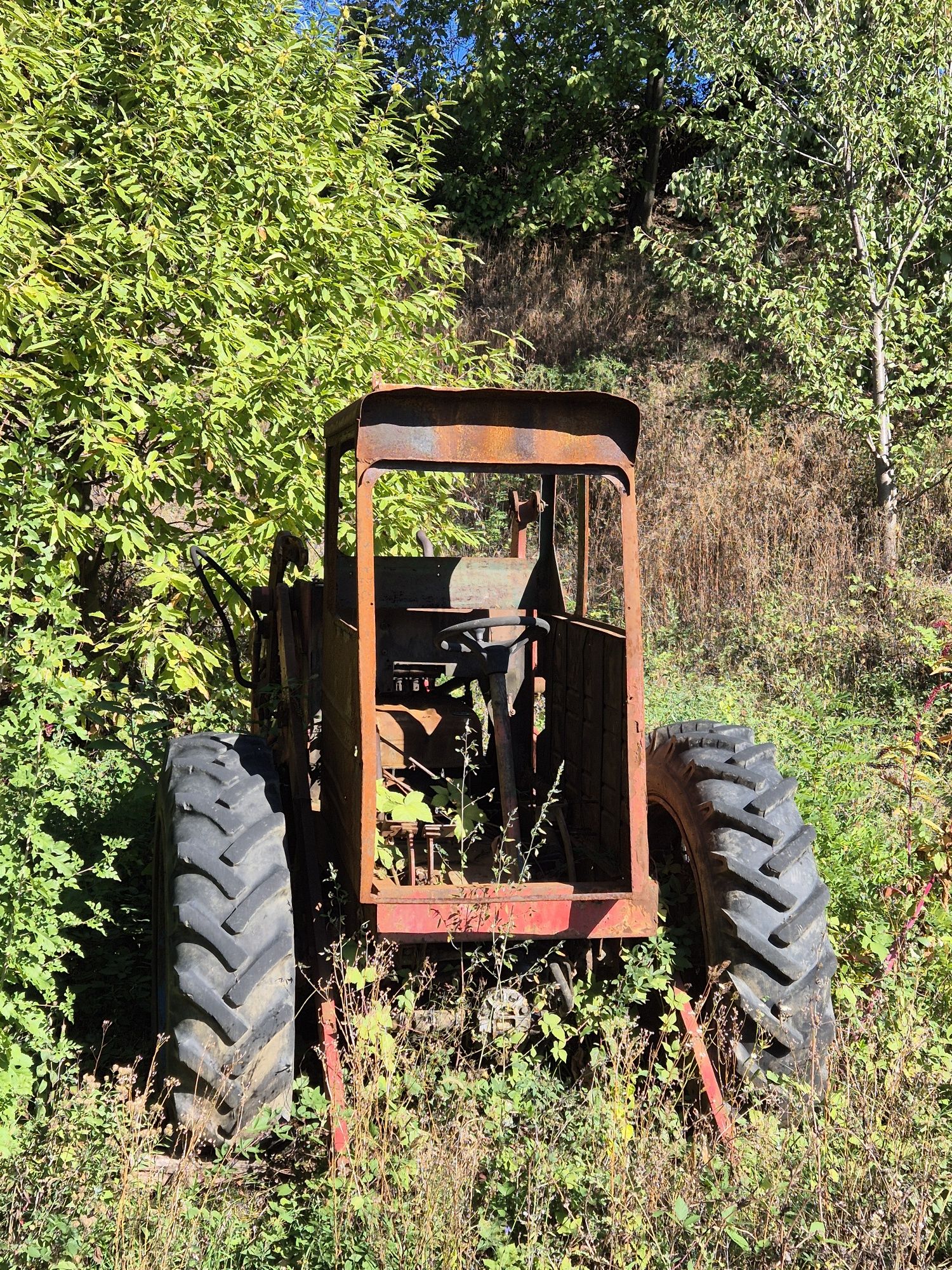 Tractor /ifron de vânzare