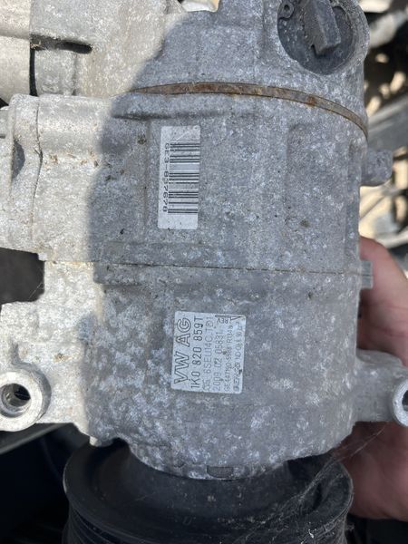 Компресор климатик Volkswagen Golf 6 1.4