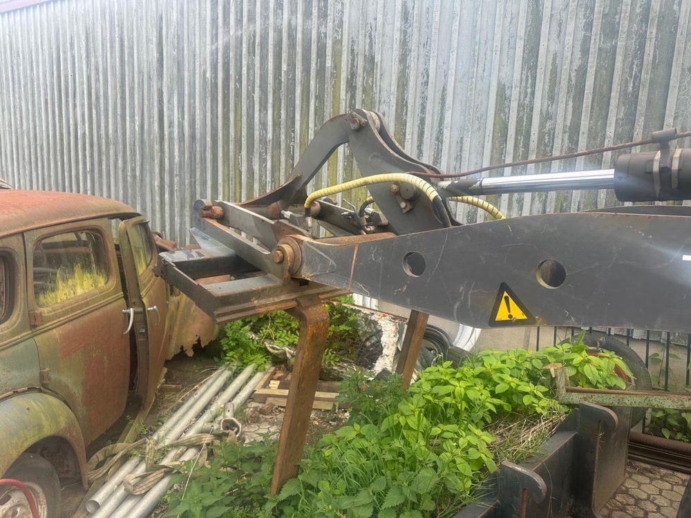 Incarcator frontal Volvo L25B