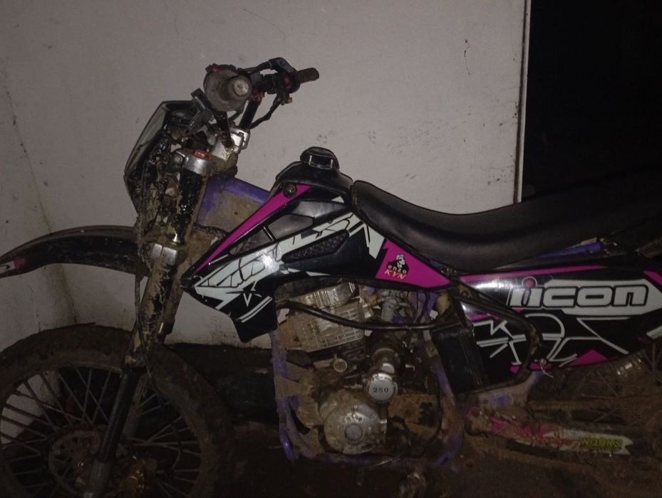 Эндуро250 fmz 06