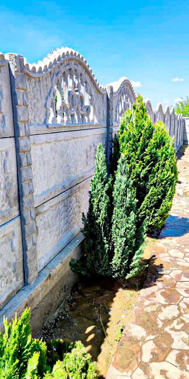 Producator garduri ornamentale stalpi beton spalieri vie imprejmuiri