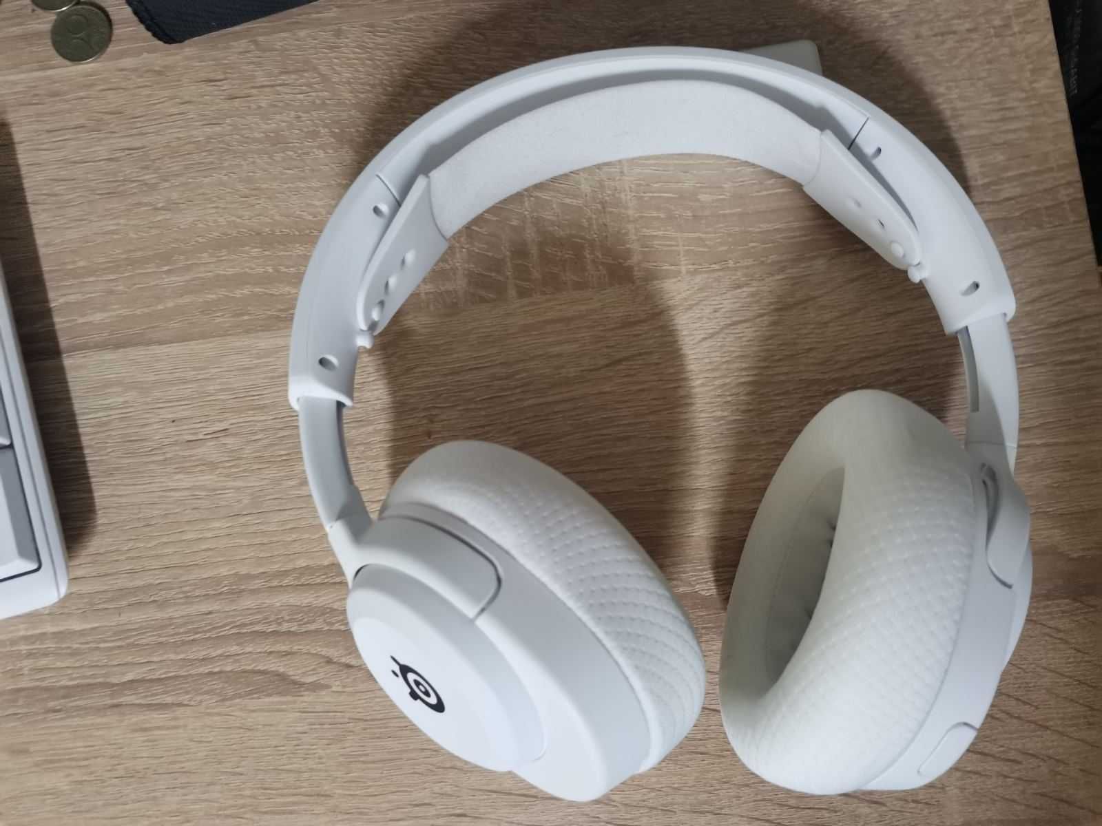 SteelSeries - Arctis Nova 5