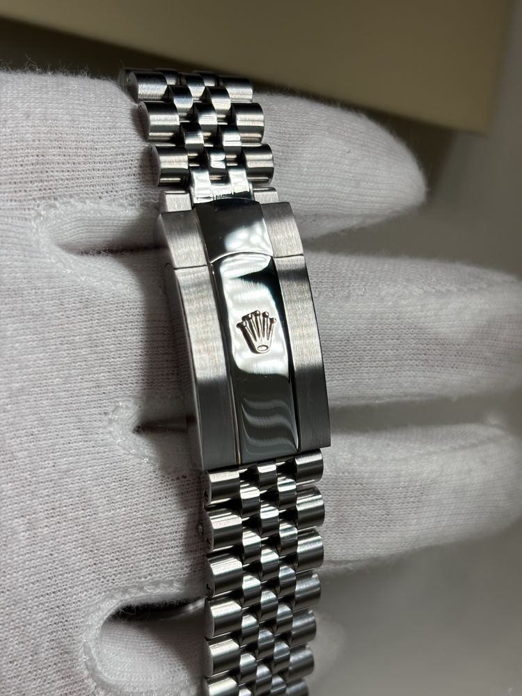 Rolex Datejust 41 mm green