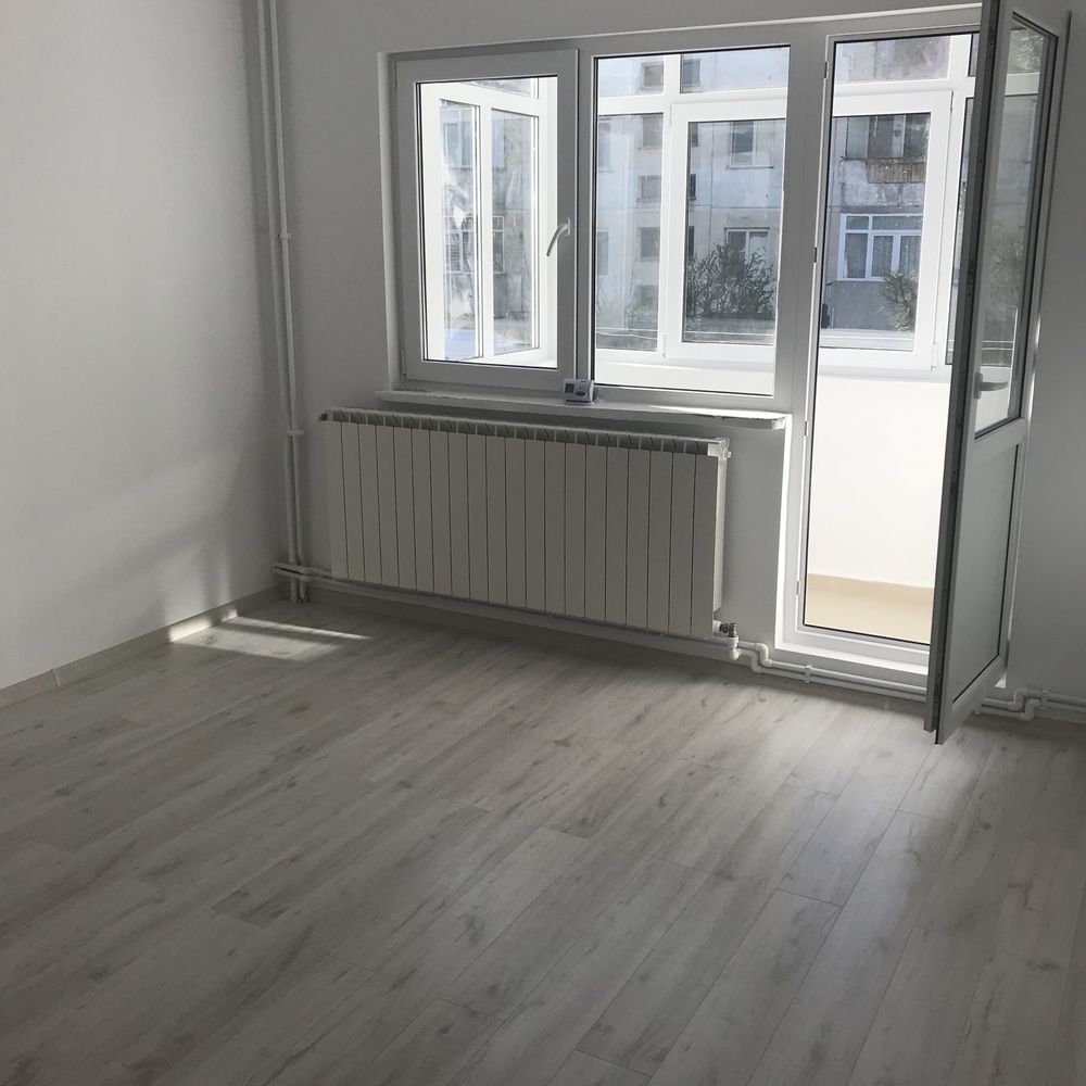 Vand apartament 3 camere negociabil