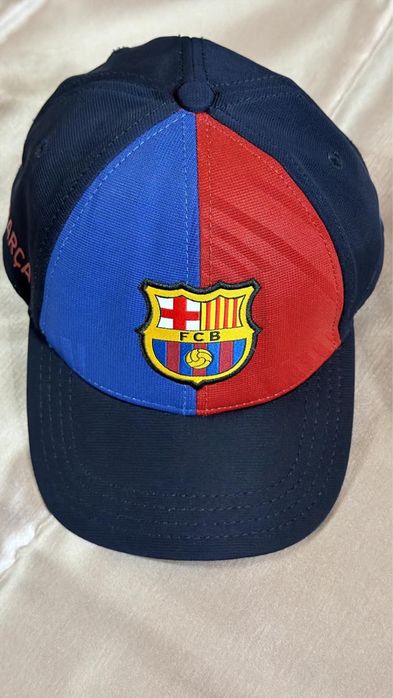 Sapca cu barcelona