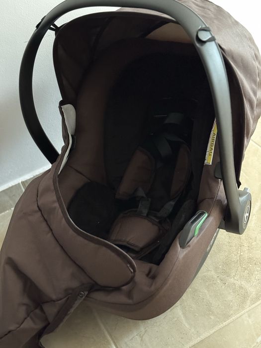 Vând cărucior 3 in 1 Krausman