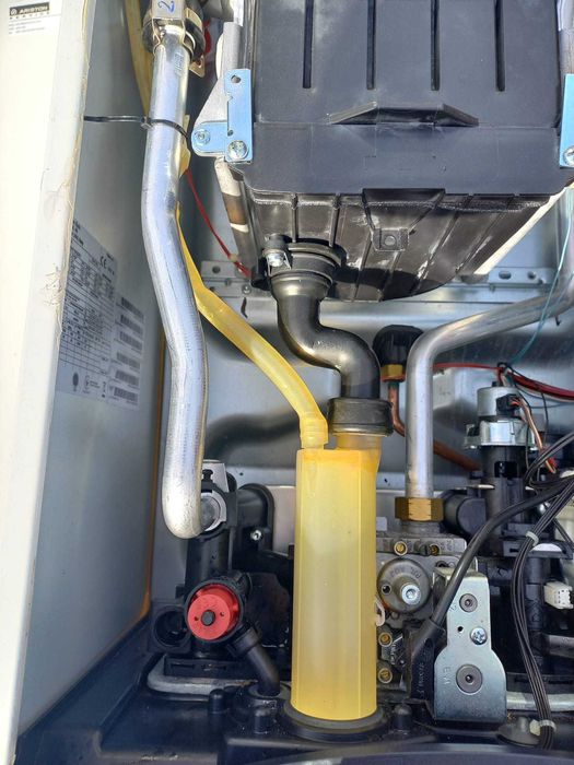 ARISTON centrala in condensare/pentru piese de schimb