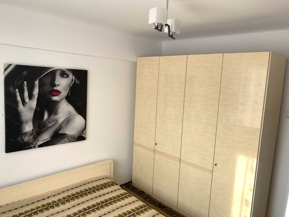 Apartament de Închiriat cu 2 Camere, Zona English Park, Craiova!
