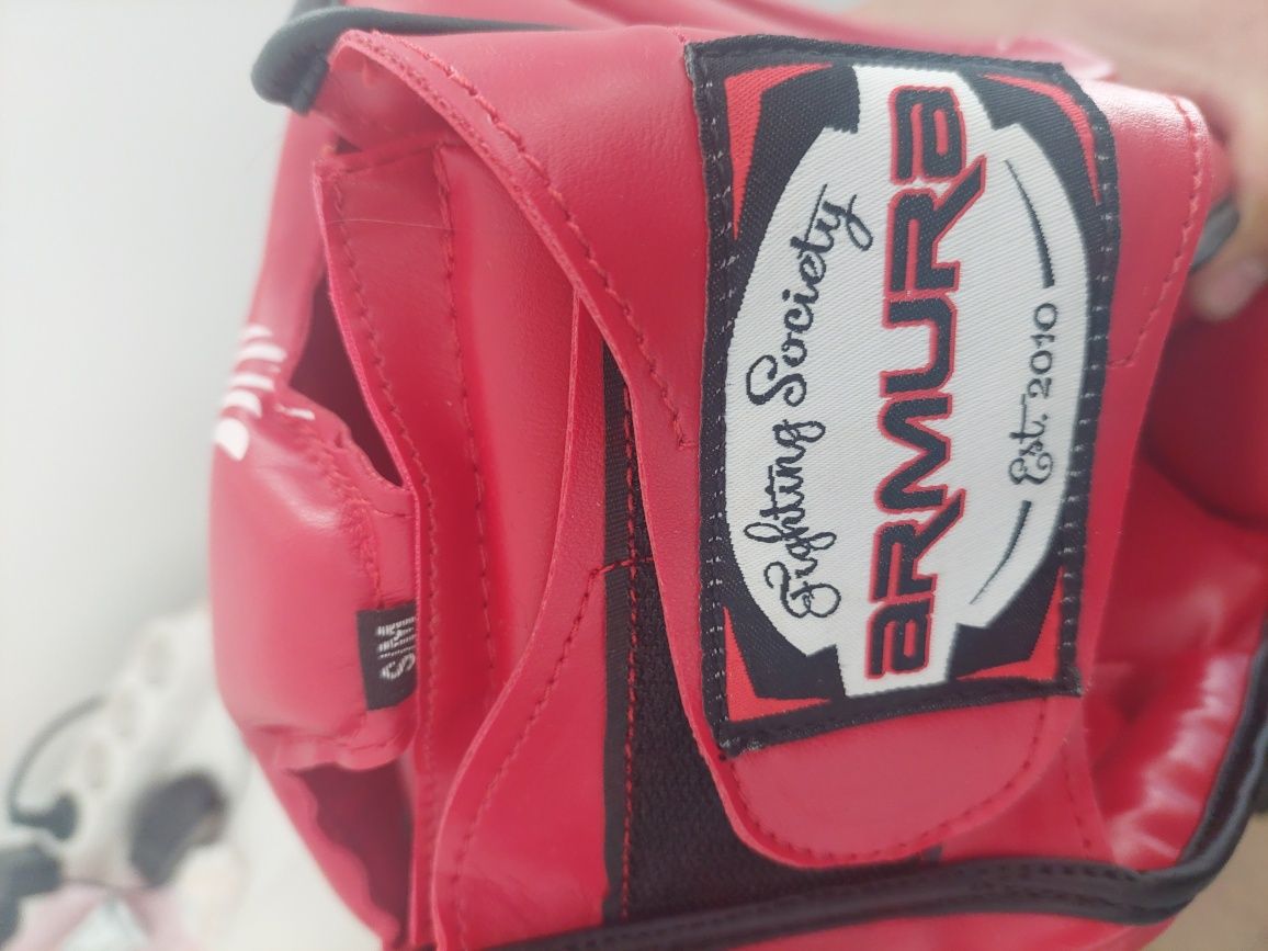 Vand echipament kempo/box budobest  nefolosit