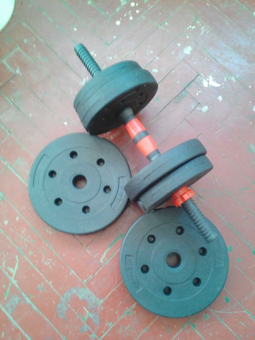 Дъмбел 15 кг. Регулируеми тежести. Почти нов. 30лв.