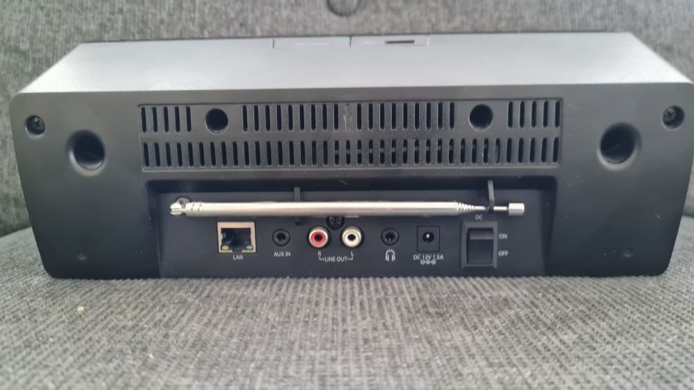 Medion I-net, FM, DAB+,USB player.