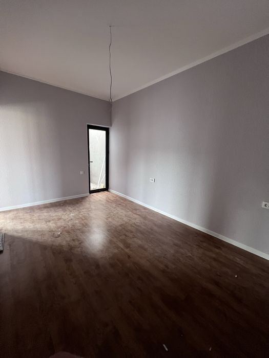 Nazarbek 4 xona kotej kadastr bor