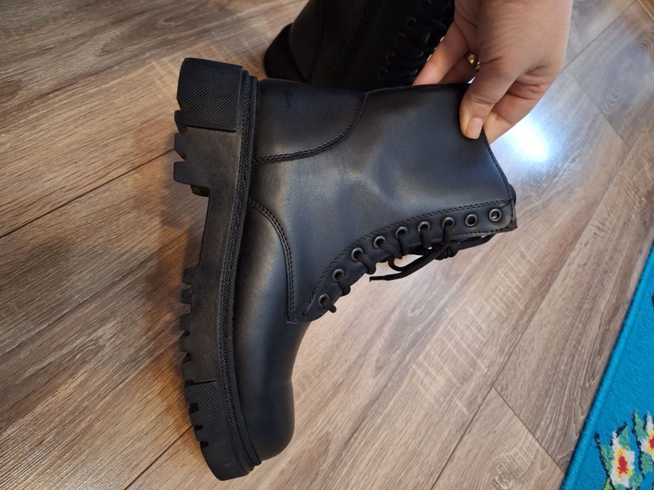 Ghete dama marimea 39