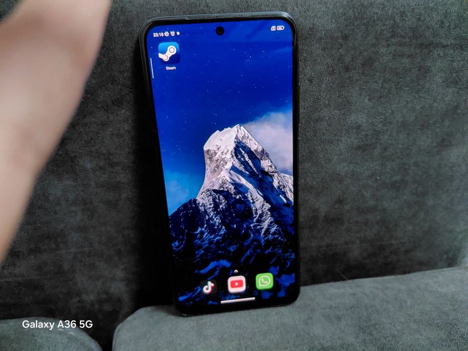 Поко М5S работает отлично б/у