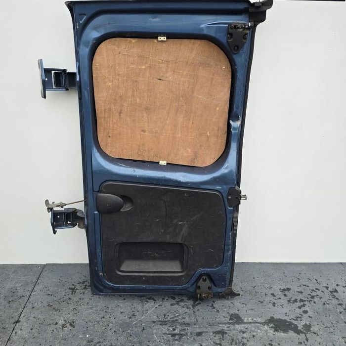 Portiera usa 21E / 4UU dreapta spate Nissan NV300