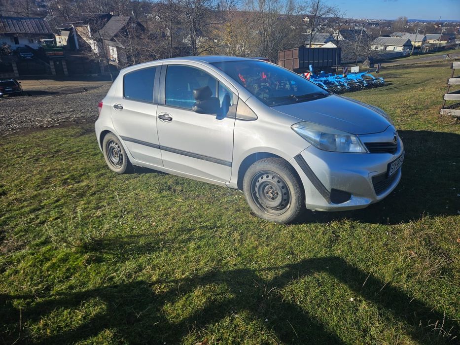 Vând toyota yaris an 2012 1.4 diesel