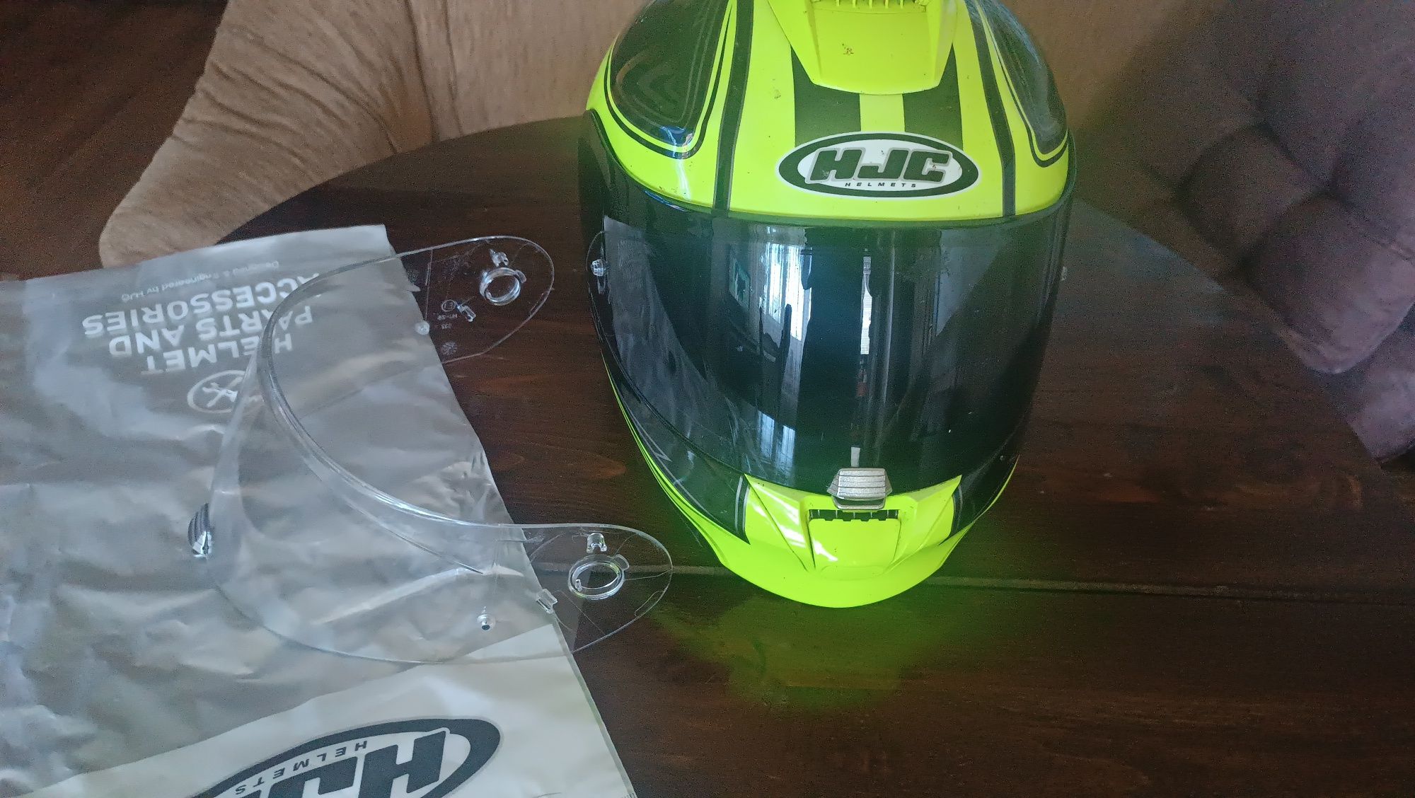 Модуларна каска HJC