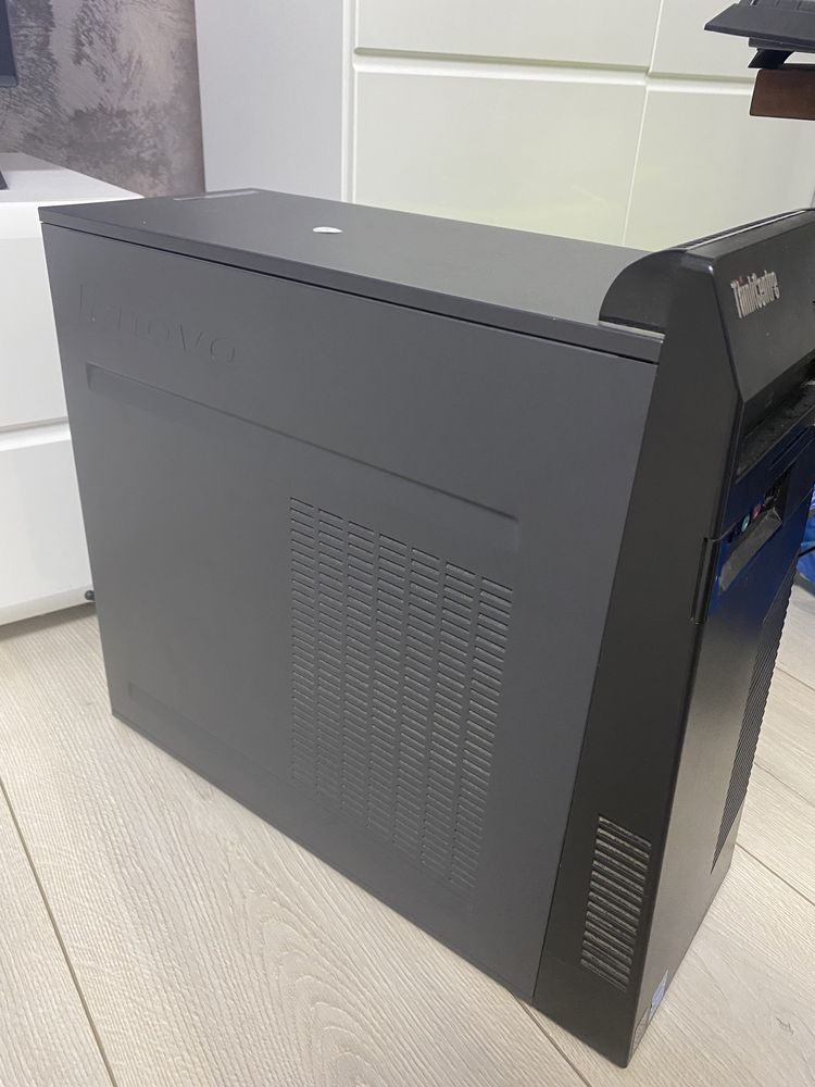 Vand PC Gaming Lenovo Medium Level