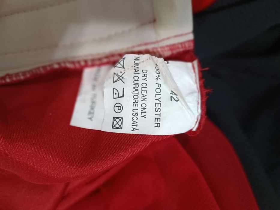 Rochii de ocazii, mărimi 42, 42 și 40