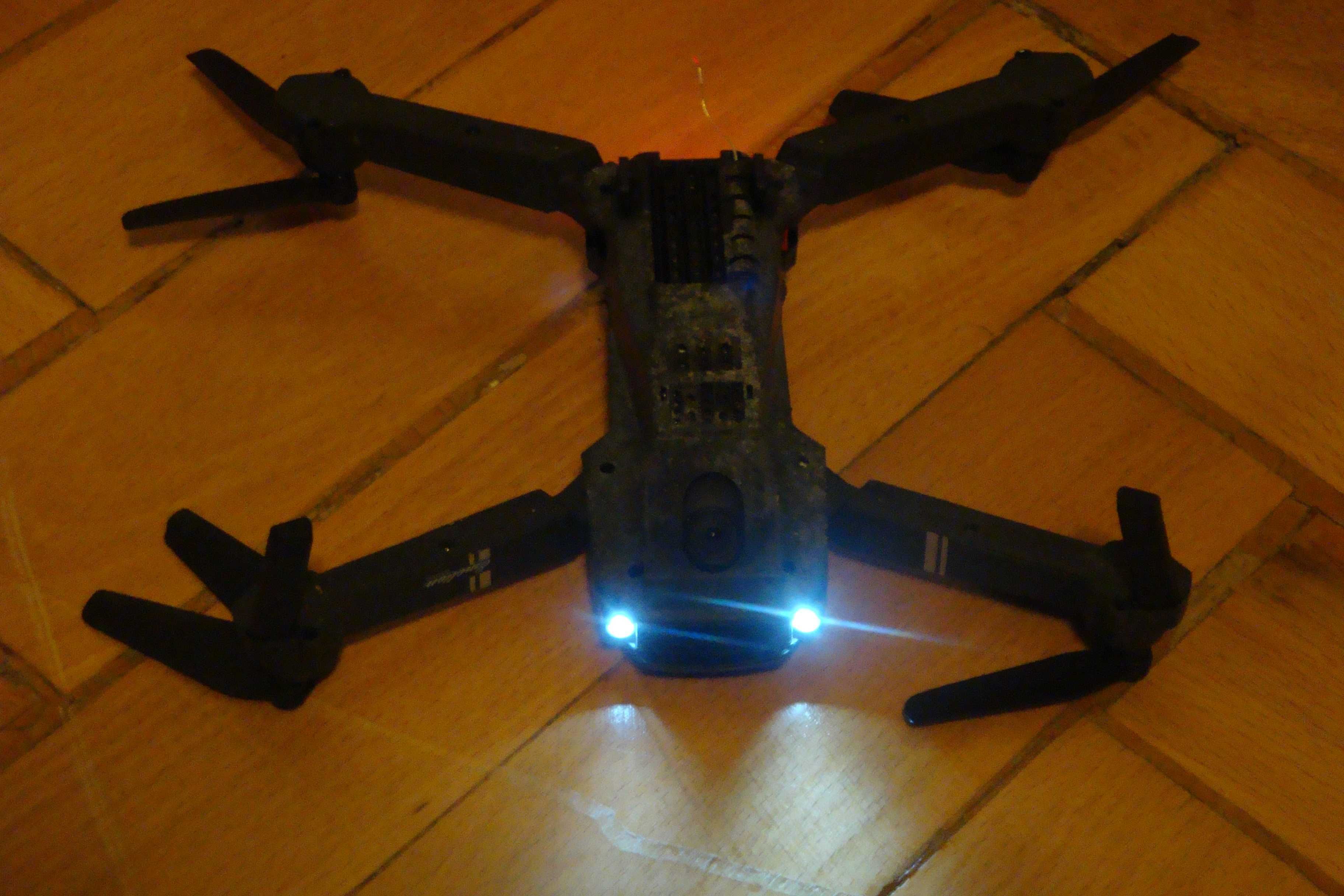 drona pliabila cu camera de jucarie e58