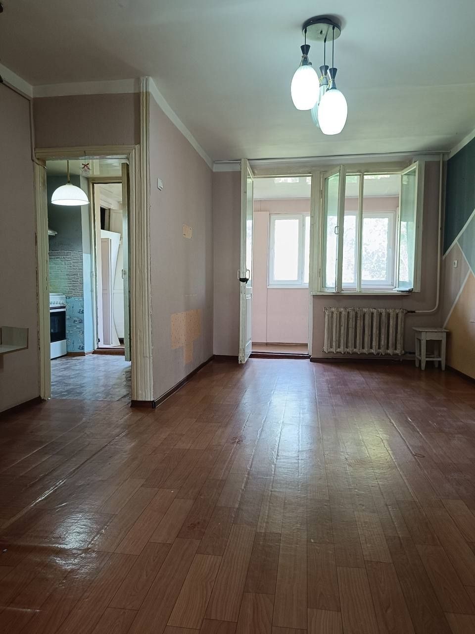 ПРОДАЁТСЯ КВАРТИРА 2/4/4 в кирпичном доме по улице Шота Руставели Орие