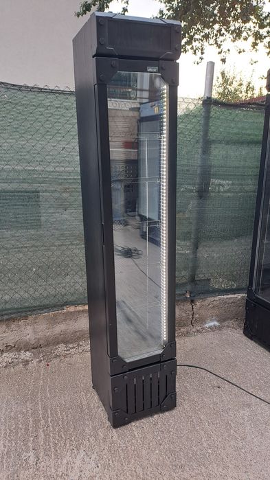 Хладилна витрина