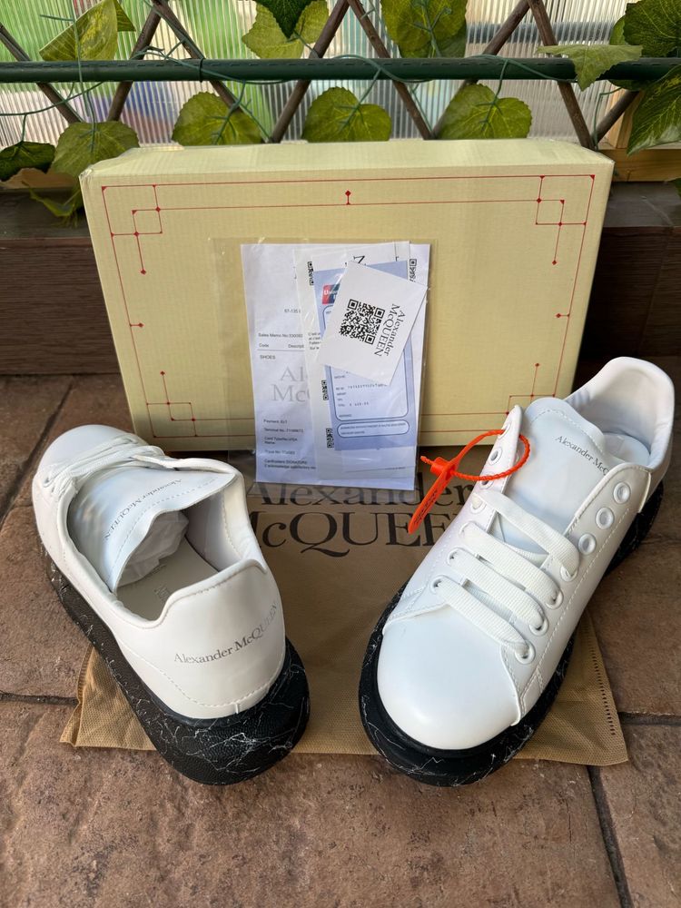 Alexander M C Q U E E N produs nou PREMIUM