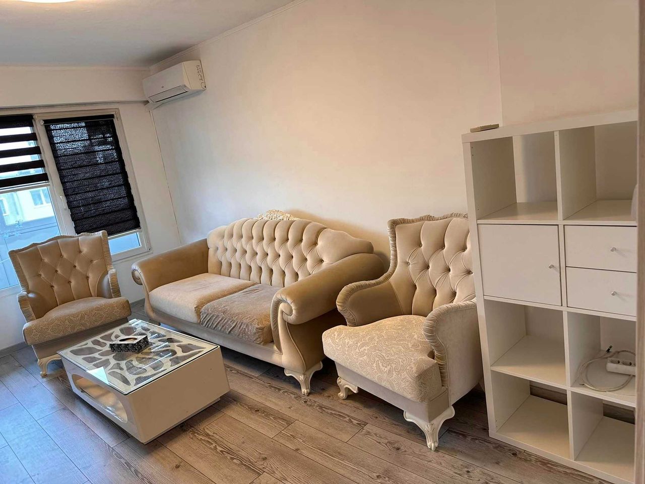 Дава се под наем Тристаен апартамент в Варна, Чайка - 100 кв.м за 612 € - Снимка #2