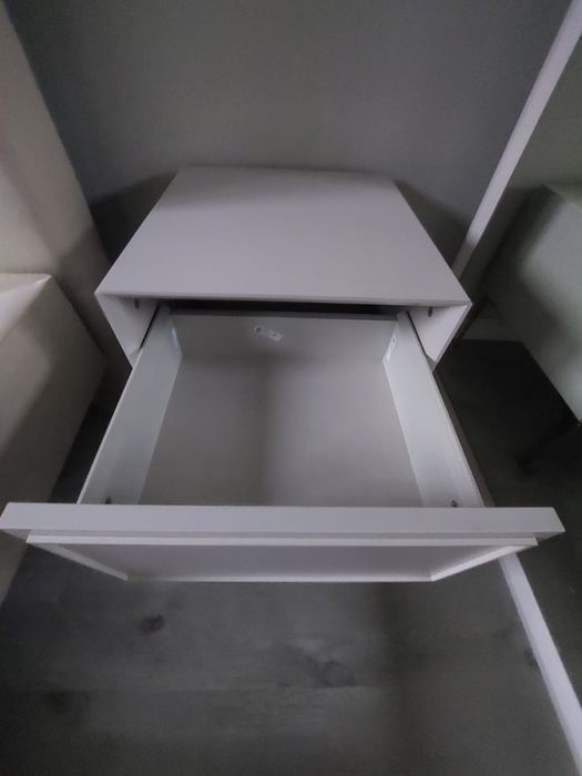 Pat cu noptiere de vanzare+ dulap